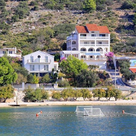 Apartments By The Sea Marina, Trogir - 9035 Dış mekan fotoğraf