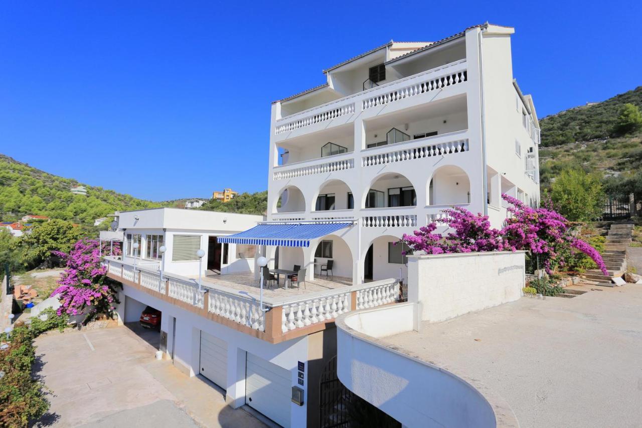 Apartments By The Sea Marina, Trogir - 9035 Dış mekan fotoğraf