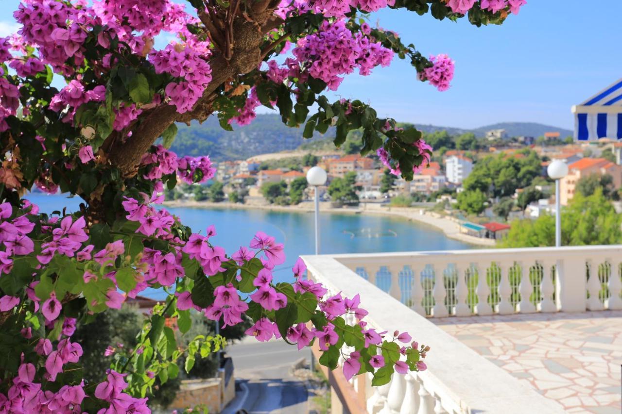 Apartments By The Sea Marina, Trogir - 9035 Dış mekan fotoğraf